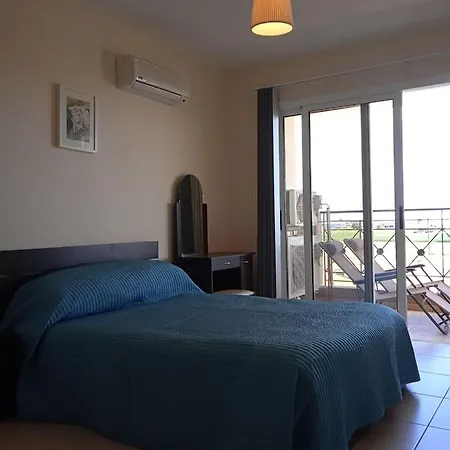 Apartamento Cosy One Bedroom Apartment With Communal Pool *